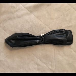 New York & Company waist belt NWT